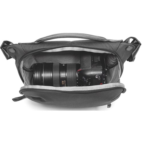 Peak Design 6L V2 Black Everyday Sling 003